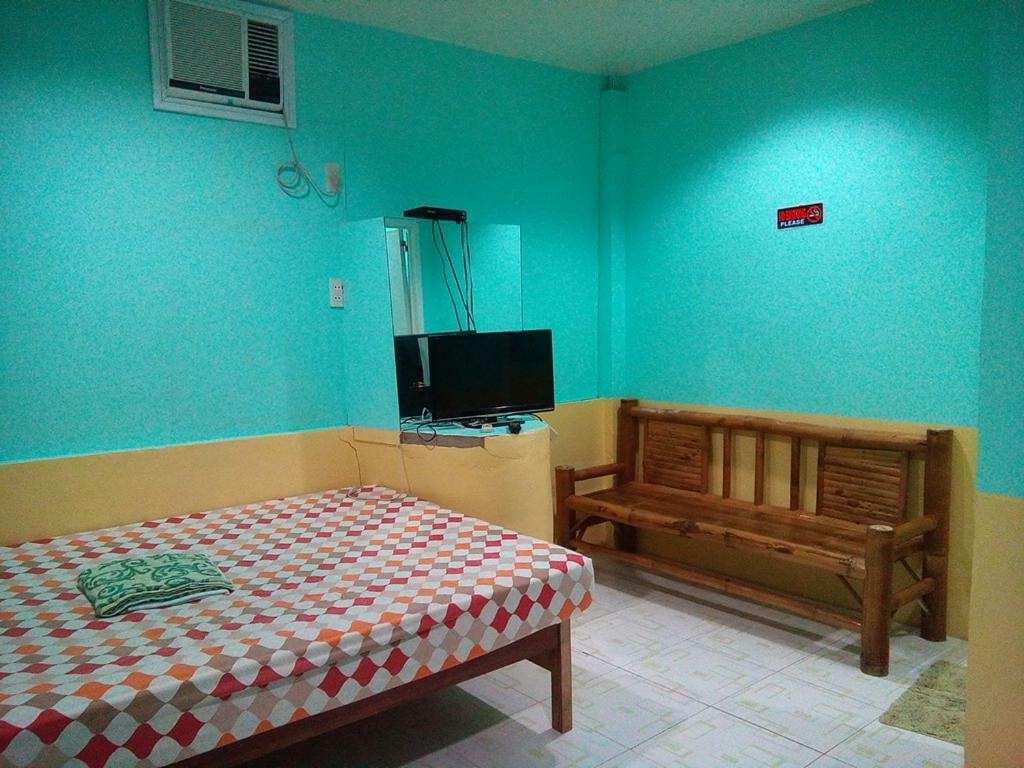 Mother Teresa Rooms&Restaurant Oslob Exterior foto