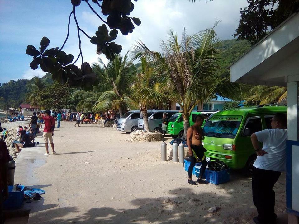 Mother Teresa Rooms&Restaurant Oslob Exterior foto